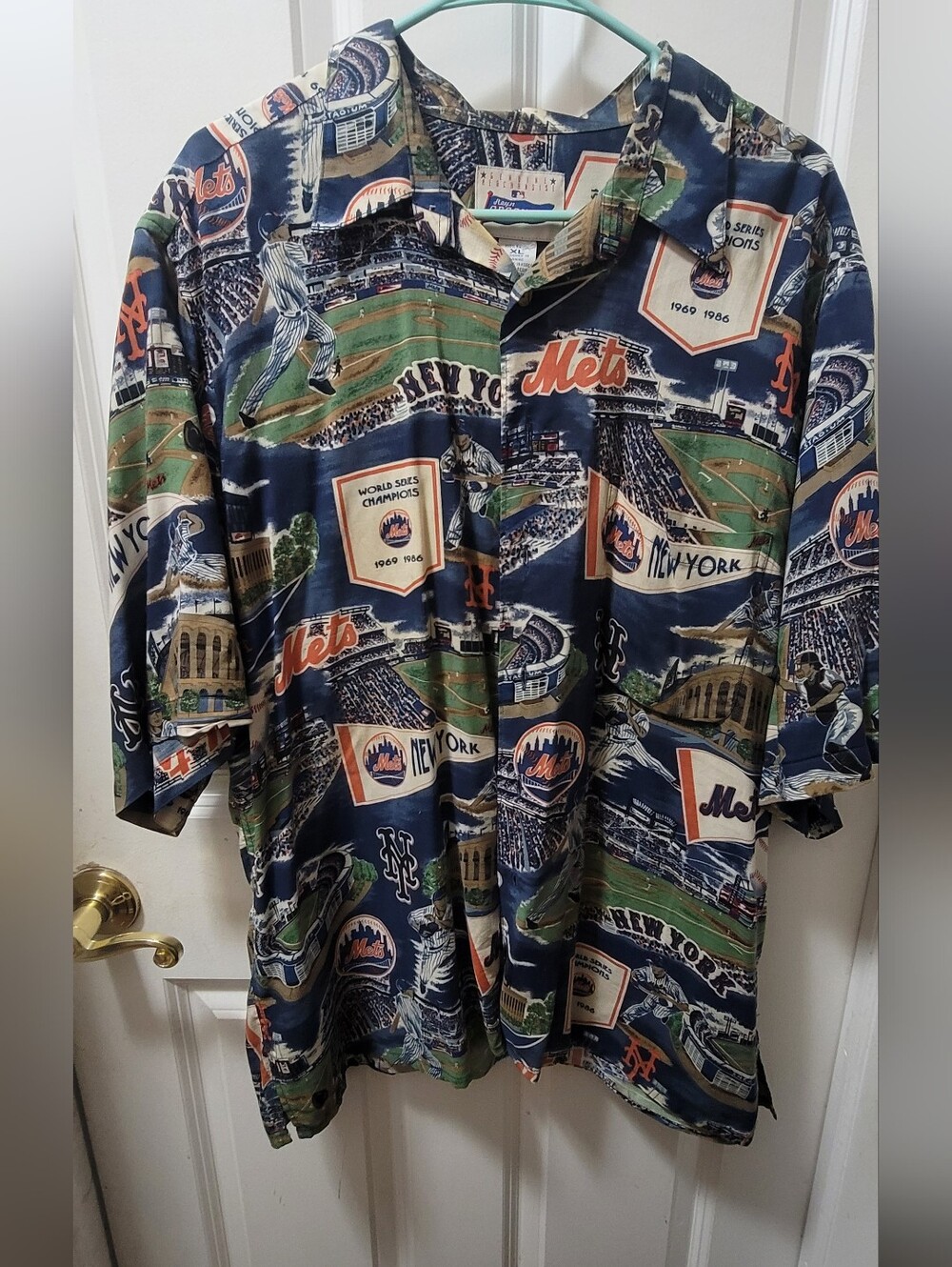 New York Mets Navy Short-Sleeve Button-Up Shirt